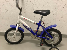 Pieni polkupyörä apupyörillä, Lasten pyörät, Polkupyörät ja pyöräily, Raisio, Tori.fi Pieni polkupyörä apupyörillä, Lasten pyörät, Polkupyörät ja pyöräily, Raisio, Tori.fi