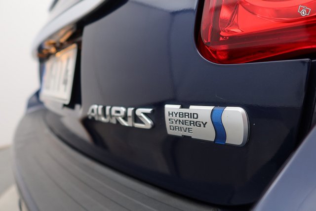 Toyota Auris 22