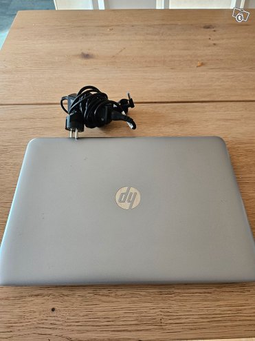 HP ProBook 450 G4 (i5/8Gt/256Gt SSD)