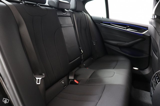 BMW 530 14