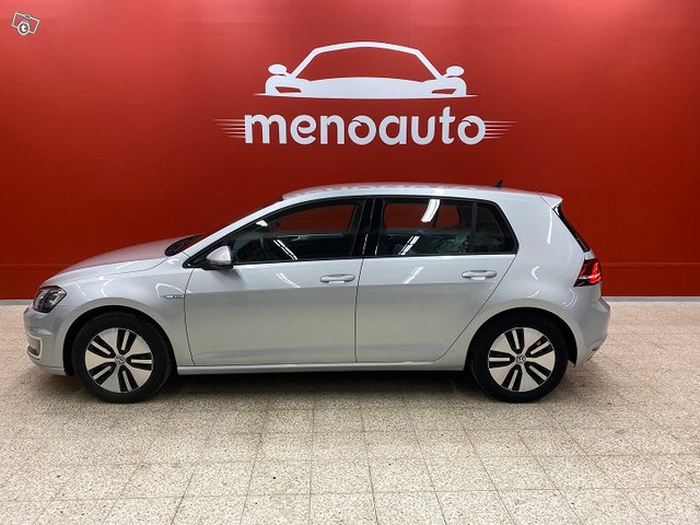 VOLKSWAGEN GOLF 5