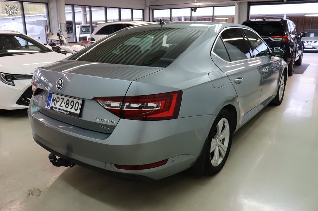 Skoda SUPERB 5