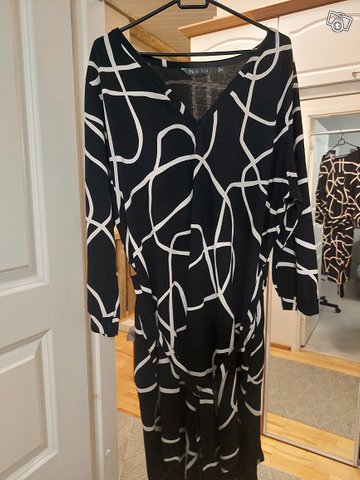 Nosh paitismekko XL