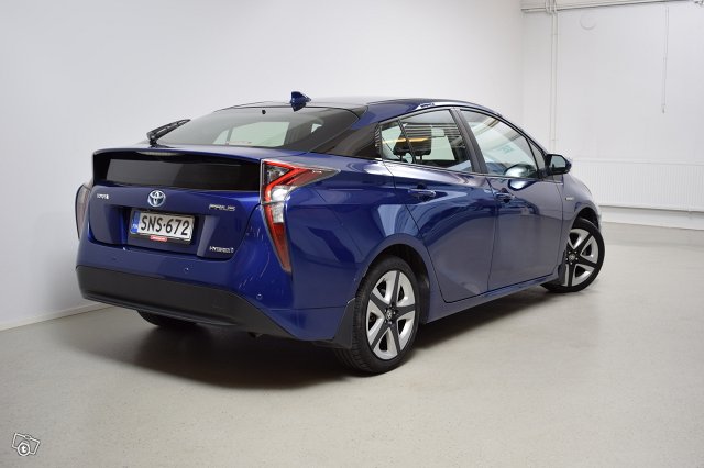 Toyota PRIUS 5