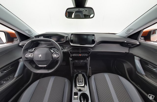 Peugeot 2008 9