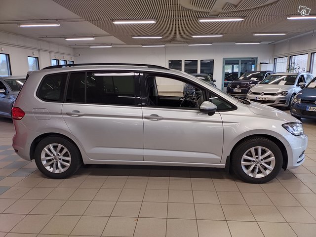 Volkswagen, VW TOURAN 7