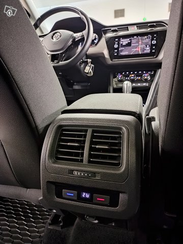 Volkswagen, VW TOURAN 13