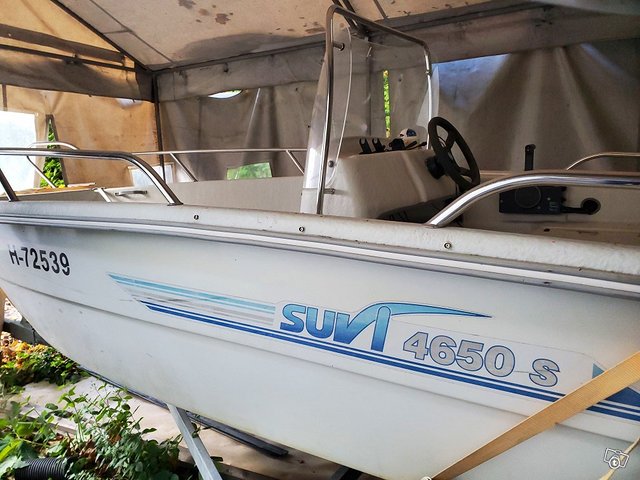 Suvi 4650 SR vuosimalli 2010, kuva 1