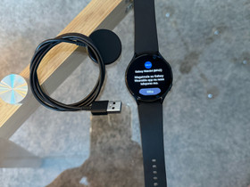 Samsung Galaxy Watch4 LTE 44mm, Puhelintarvikkeet, Puhelimet ja tarvikkeet, Helsinki, Tori.fi Samsung Galaxy Watch4 LTE 44mm, Puhelintarvikkeet, Puhelimet ja tarvikkeet, Helsinki, Tori.fi