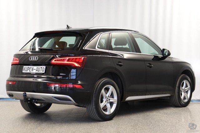 Audi Q5 4