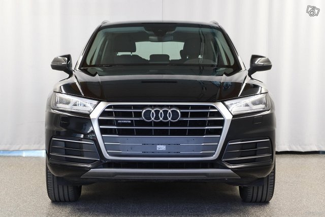 Audi Q5 5