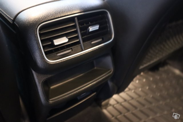 Mercedes-Benz GLE 16