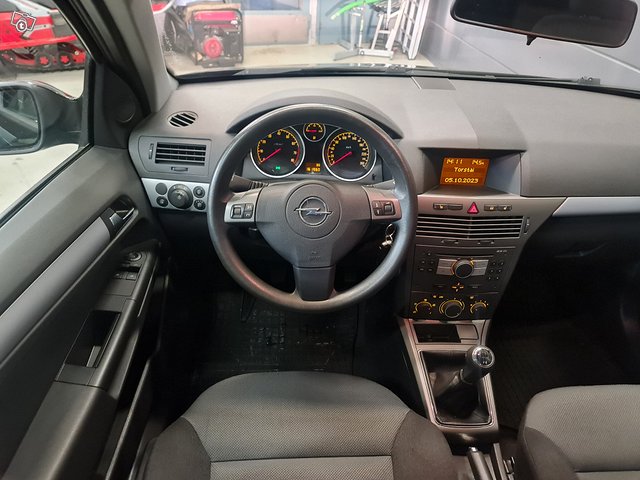 Opel ASTRA 7