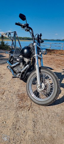 Harley-Davidson Dyna Streetbob 4