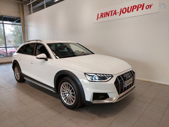 Audi A4 Allroad Quattro 1