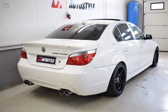 BMW 525 3