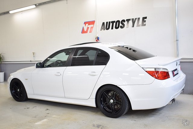 BMW 525 7