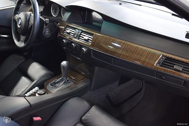 BMW 525 17