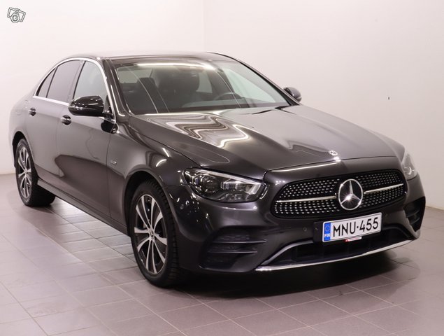 Mercedes-Benz E
