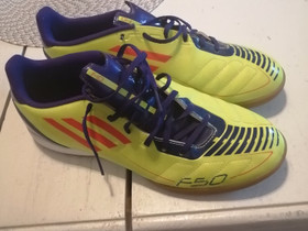 Adidas, Juoksu ja lenkkeily, Urheilu ja ulkoilu, Kouvola, Tori.fi Adidas, Juoksu ja lenkkeily, Urheilu ja ulkoilu, Kouvola, Tori.fi