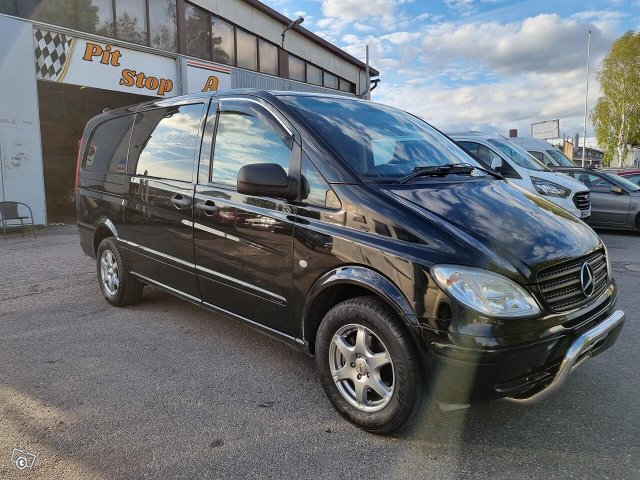 Mercedes-Benz Vito 2