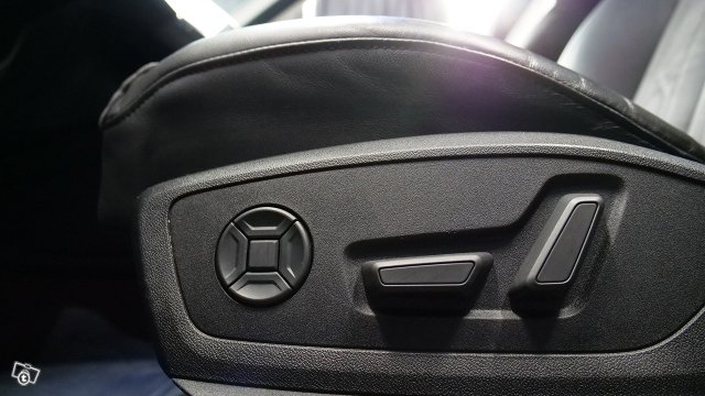 Audi E-TRON 9