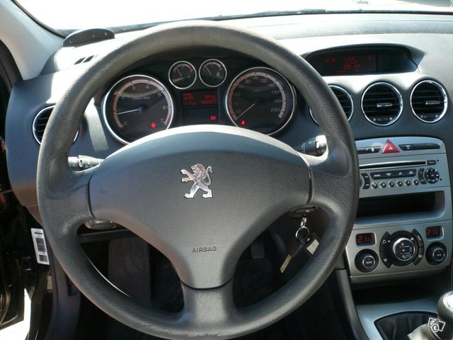 Peugeot 308 9