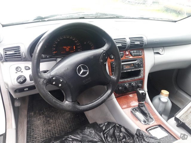 Mercedes-Benz C-sarja 5