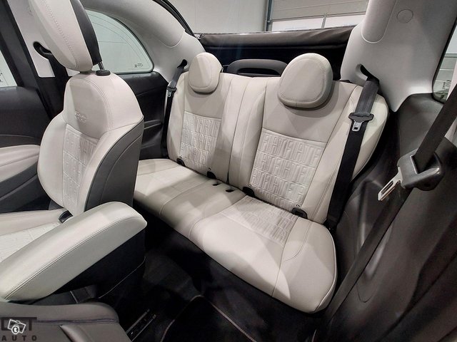 Fiat 500E 12