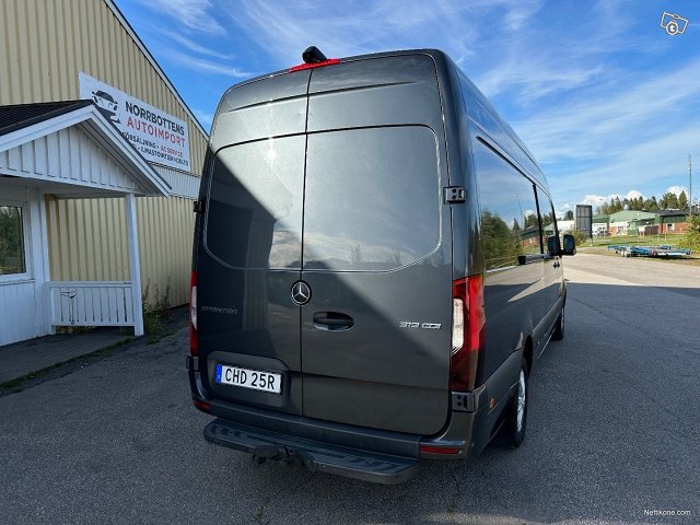 Mercedes-Benz Sprinter 319cdi 5hengen 13