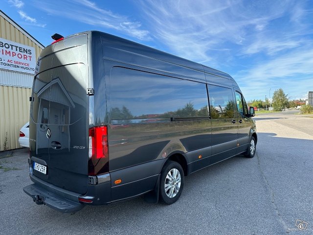 Mercedes-Benz Sprinter 319cdi 5hengen 24