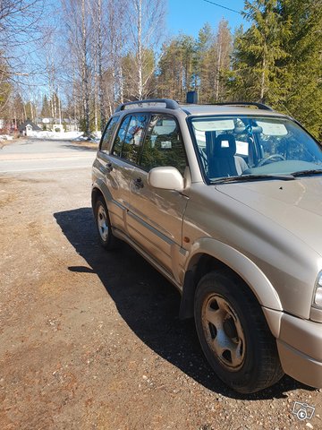 Suzuki Grand Vitara, kuva 1