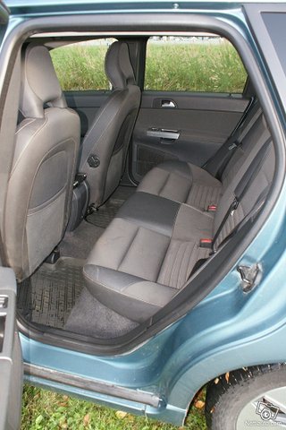 Volvo V50 10
