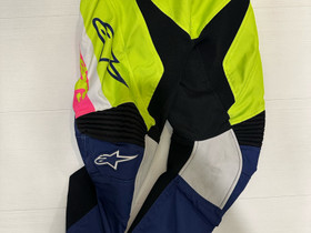 Alpinestars ajohousut, Ajoasut, kengät ja kypärät, Mototarvikkeet ja varaosat, Masku, Tori.fi Alpinestars ajohousut, Ajoasut, kengät ja kypärät, Mototarvikkeet ja varaosat, Masku, Tori.fi