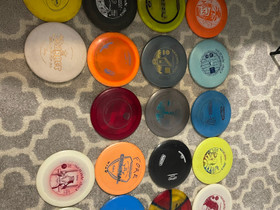 19kpl frisbeekiekkoja ja laukku, Frisbeegolf, Urheilu ja ulkoilu, Kuopio, Tori.fi 19kpl frisbeekiekkoja ja laukku, Frisbeegolf, Urheilu ja ulkoilu, Kuopio, Tori.fi