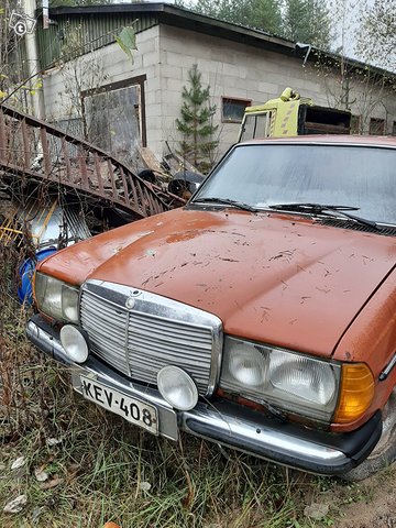 Mercedes-Benz 200, kuva 1