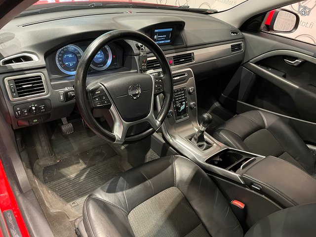 Volvo V70 10