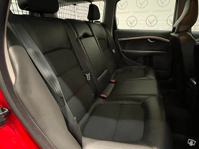 Volvo V70 14
