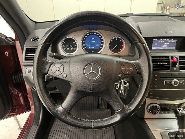 Mercedes-Benz C 9