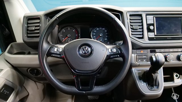 Volkswagen CRAFTER 6