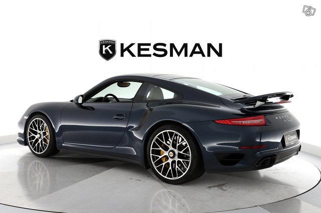 Porsche 911 8
