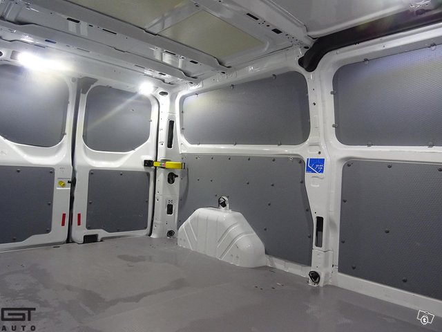Ford Transit Custom 15