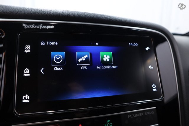 Mitsubishi Outlander PHEV 22
