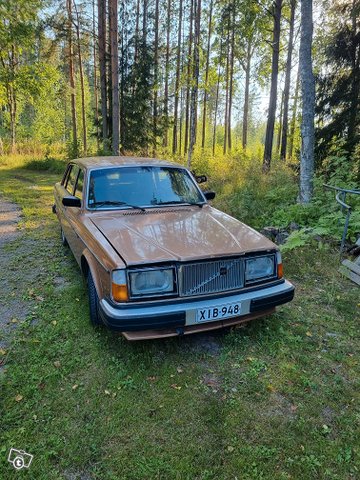 Volvo 260, kuva 1
