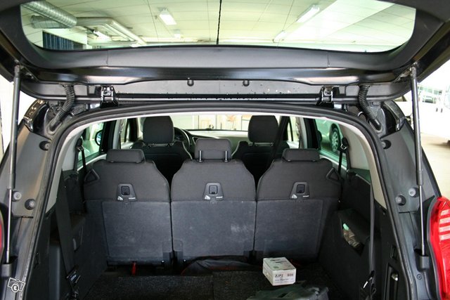 Peugeot 5008 5