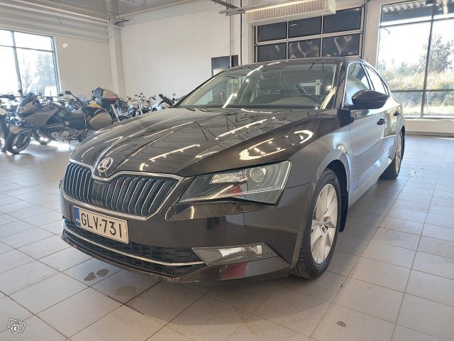 Skoda Superb 2