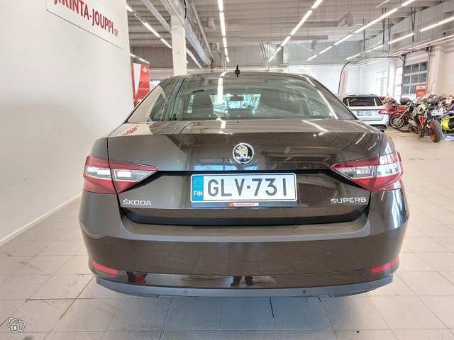 Skoda Superb 16