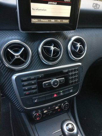 Mercedes-Benz A 180 11