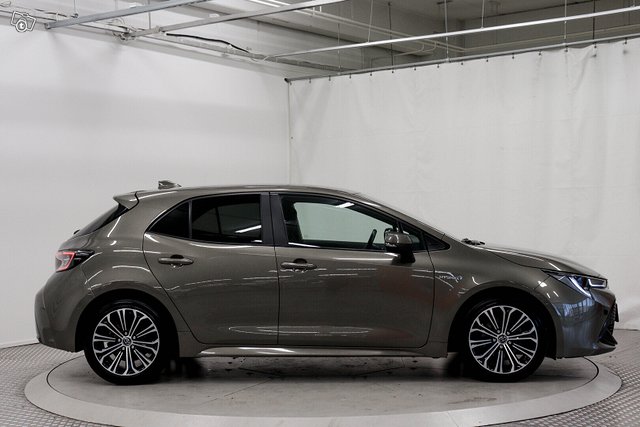 TOYOTA COROLLA 4