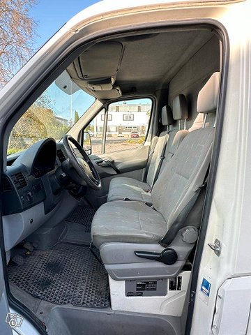 Volkswagen Crafter 9